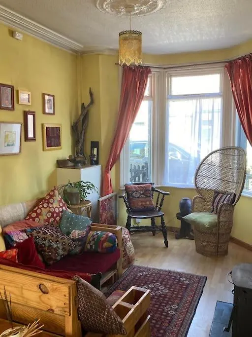 贝尔法斯特Unique Bohemian Artist Townhouse别墅