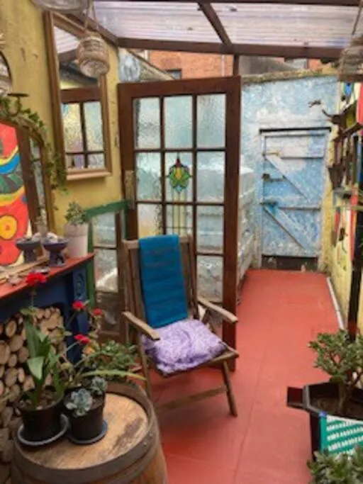 度假居 贝尔法斯特Unique Bohemian Artist Townhouse别墅 英国